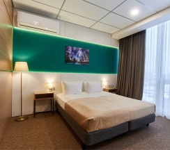 "Лидер продаж" Стандарт с одной большой двуспальной кроватью в Urban hotel