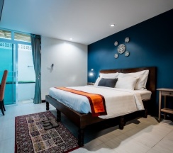 Люкс с балконом в Kata Tranquil Villa