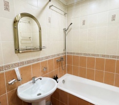 Трёхместные апартаменты c 1 комнатой в Квартира Right Room на Баумана 5а