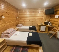 Номер стандарт улучшенный с 2 односпальными кроватями в Гора Крестовая
