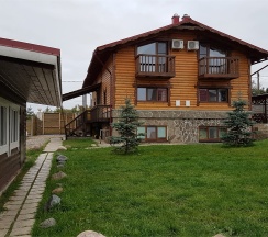 Стандартный номер КОМФОРТ в У реки 44