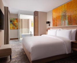 Двухместный люкс Grand Deluxe двуспальная кровать в Swissotel Wellness Resort Alatau Almaty