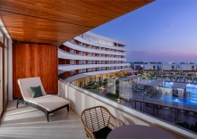 Suite Deluxe Pool View в Fюnf Luxury resort&SPA Anapa Miracleon 5*