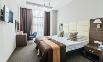 Двухместный номер Стандарт с видом на город двуспальная кровать в Проспект