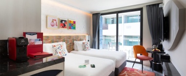 Номер Premier в Hotel Clover Patong Phuket