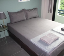 Двухместный номер Standard двуспальная кровать в Yamyen Hostel