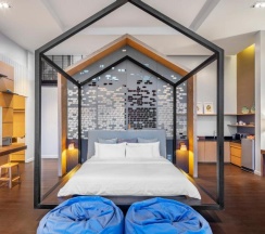 Двухместная вилла с видом на горы двуспальная кровать в The Private Pool Villas at Civilai Hill Khao Yai