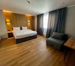 Люкс с видом на внутренний двор в Alsun Hotel