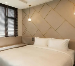 Двухместный номер Premier двуспальная кровать в The Proud Karon Beach Phuket Trademark Collection By Wyndham