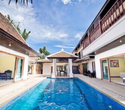 Вилла с 5 комнатами с видом на бассейн в Tropicana Pool Villa
