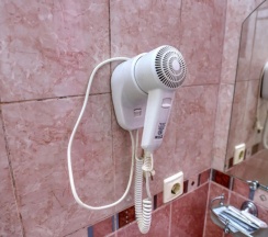 Двухместный номер Standard с балконом (двуспальная кровать) в 8 небо