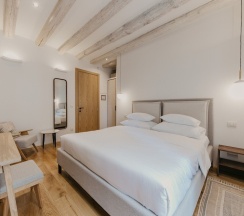 Двухместный номер Deluxe двуспальная кровать в Porto Nativo Split