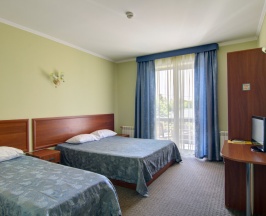 Трёхместный номер Superior с балконом в Янтарь