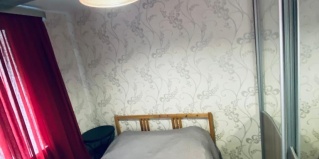 Октябрьский: Коттедж Гостевой дом в лесу у залива