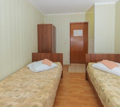 Номер эконом с 2 односпальными кроватями (с завтраком) в Шарья