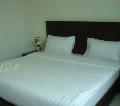 Двухместный полулюкс Samui Home двуспальная кровать в First Bungalow Beach Resort