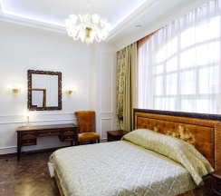 Бизнес Люкс в Hotel Grand