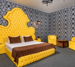 De Luxe в Мартон Boutique
