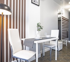 Париж на Малышева, 42а в Apartments Home Hotel