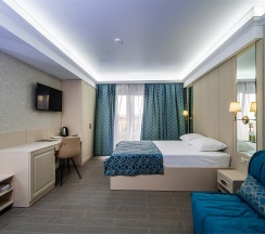 Улучшенный Делюкс с балконом в M-House