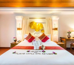 Двухместный люкс Grand Deluxe с видом на сад двуспальная кровать в Muang Samui Spa Resort