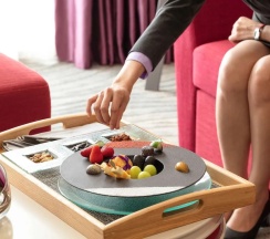 Двухместный клубный люкс Deluxe двуспальная кровать в Mercure Hai Phong