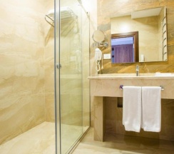 Двухместный номер Deluxe 2 отдельные кровати в City park hotel