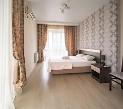 2х комн Люкс с балконом в Loo de luxe