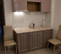 Люкс с балконом и с красивым видом из окна в Отдохни