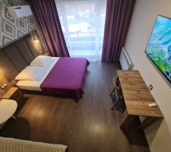 ПАНОРАМА 2х местный 2 этаж с диваном и балконом вид на гору ТХАЧ в Вершина