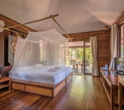 Бунгало Superior с видом на сад в Koh Kood Resort