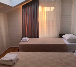Коттедж трехкомнатный с 3 спальнями в Villa Mayak