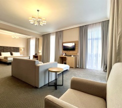 Джуниор Сюит Плюс в Derbent Premium