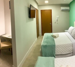 Трёхместный номер Standard c 1 комнатой в Hotel Atlântico Sul