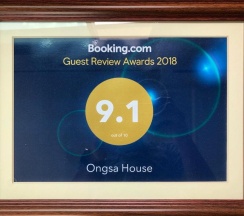 Двухместный номер Standard с видом на бассейн двуспальная кровать в Ongsa House