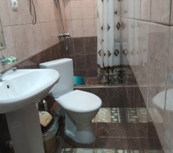 Трехместный комфорт в Тростничок