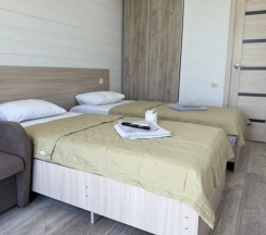 Коттедж с балконом в Ривьера