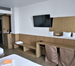 3-местный номер полулюкс с балконом в Браво