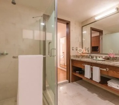 Двухместный Люкс Master (двуспальная кровать) в Suites Perisur Apartamentos Amueblados