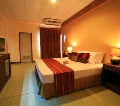 Двухместный номер Deluxe двуспальная кровать в DMa Hotel
