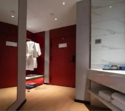 Трёхместный семейный номер Standard с видом на город в Jinglai Hotel Jing'an District Store