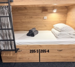 №2 Шестиместный общий номер с балконом в Редиска