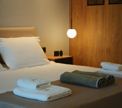 Полулюкс с балконом и с видом на море в Айтар Морские корпуса