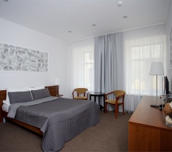 Двухместный номер с одной большой кроватью в Шале де Прованс