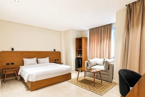 Эль-Убур: Отель NewCity Hotel & Suites