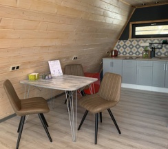 A-FRAME «МАЛИНА» С КУПЕЛЬЮ в Лаванда
