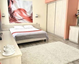 Люкс Красный Куб в Акварели.rus