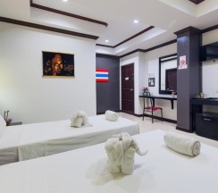 Двухместный номер Deluxe двуспальная кровать в Hotel Grand Orchid Inn