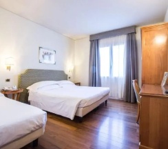 Трёхместный номер Classic в Hotel Plaza Venice