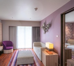 Двухместный люкс c 1 комнатой двуспальная кровать в Holiday Inn Express Phuket Patong Beach Central by IHG